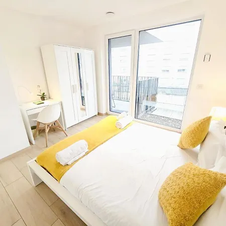 Appartamento Serene One Bedroom In Center